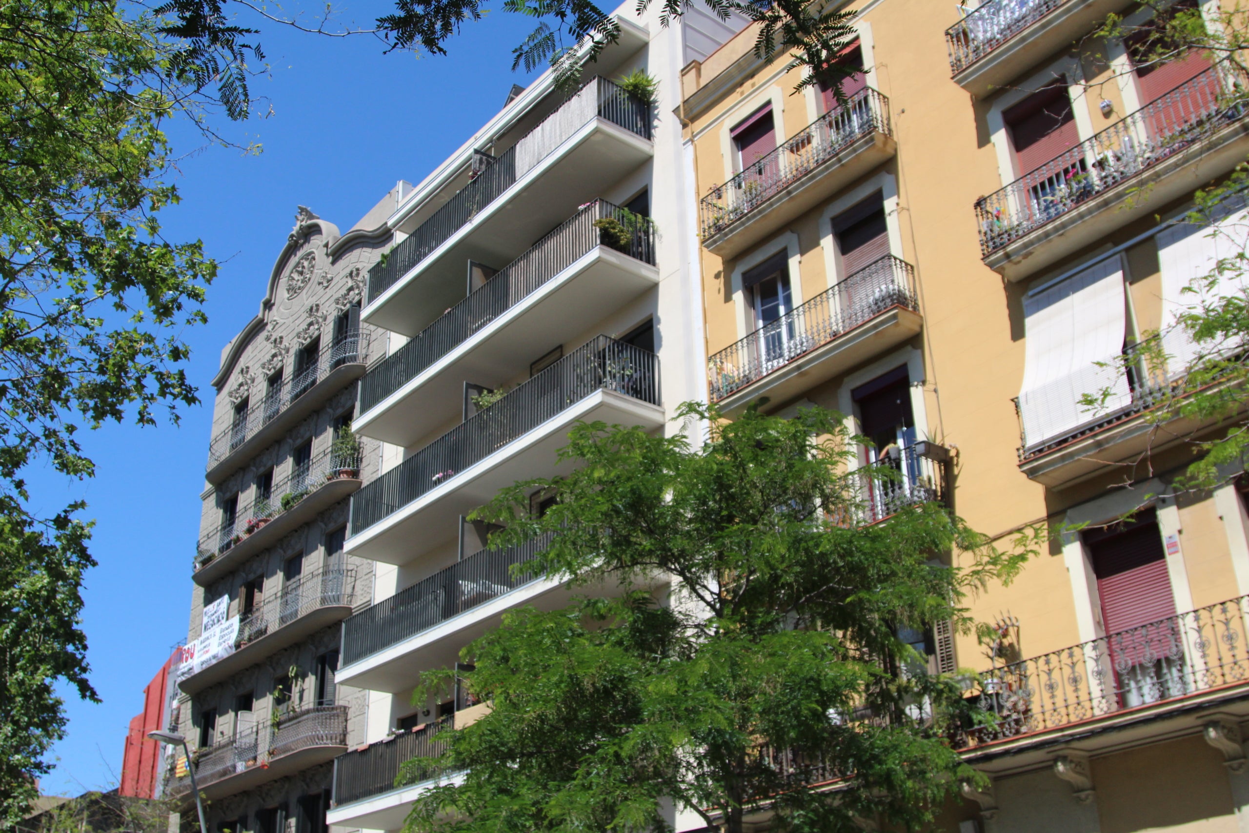Denuncien un possible frau amb habitatge protegit al número 153 del carrer de Ramon Turró, al barri del Poblenou i en ple epicentre del 22@ / A.R.