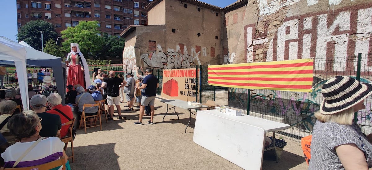 Festa reivindicativa per recuperar la Torre del Fang / Associació de Veïnes i Veïns del Clot Camp de l'Arpa  