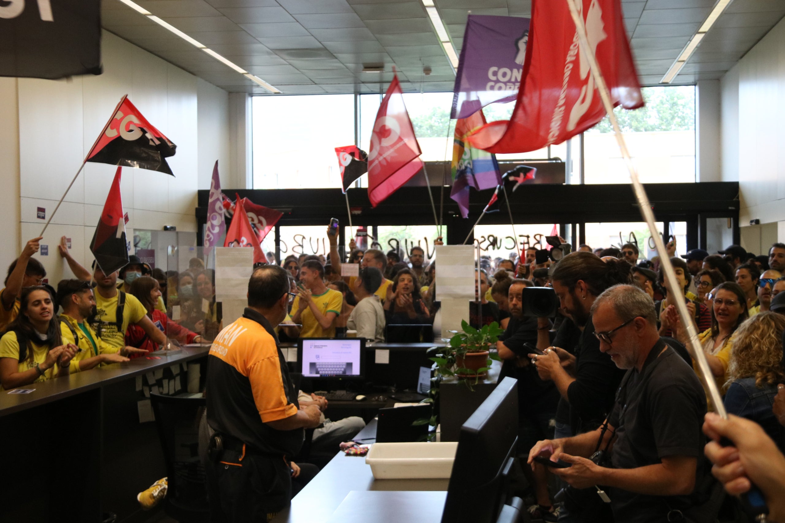 Un centenar de docents entren als Serveis Territorials d'Educació del Barcelonès | Bernat Vilaró