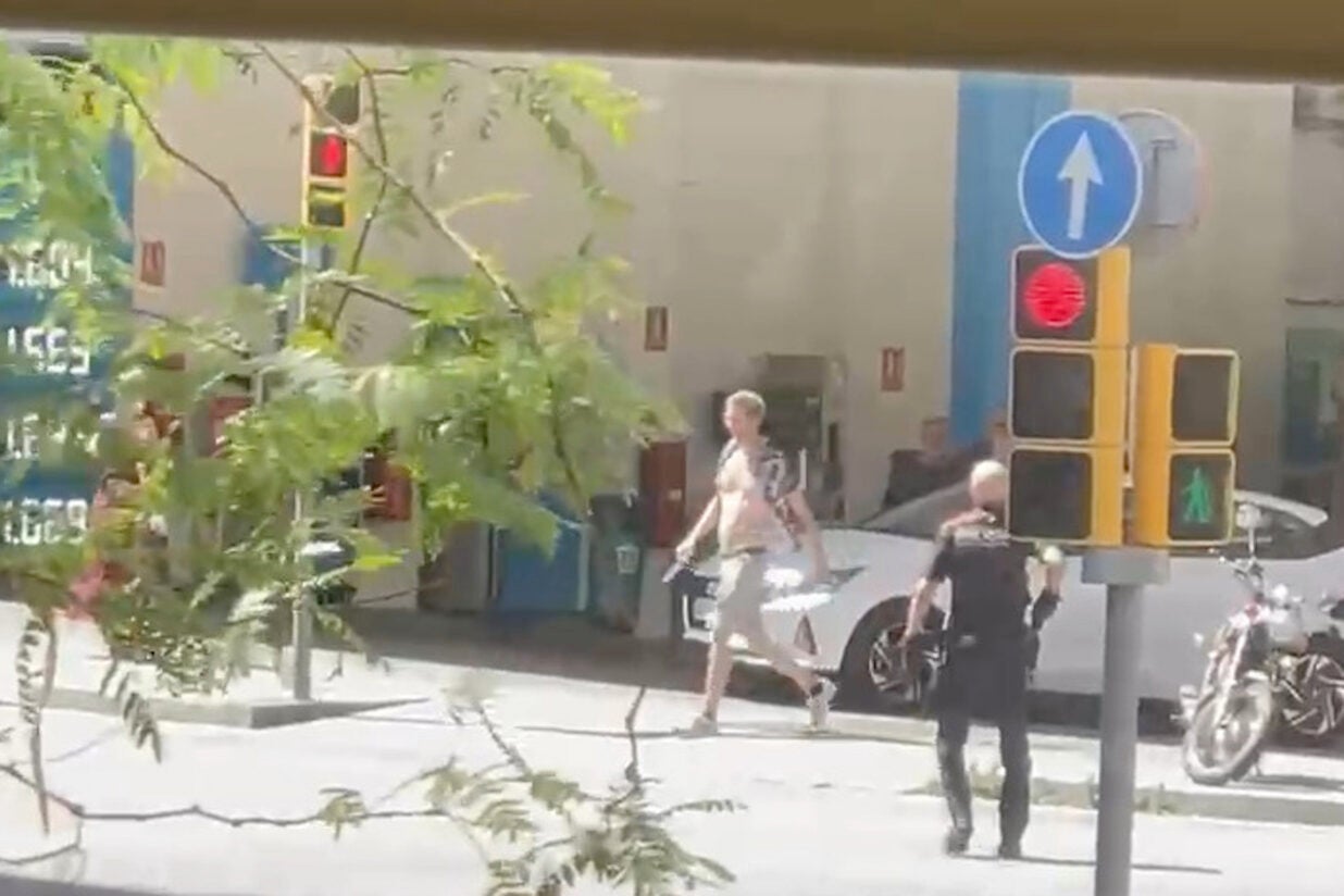 Actuació policial davant l'atacant. 