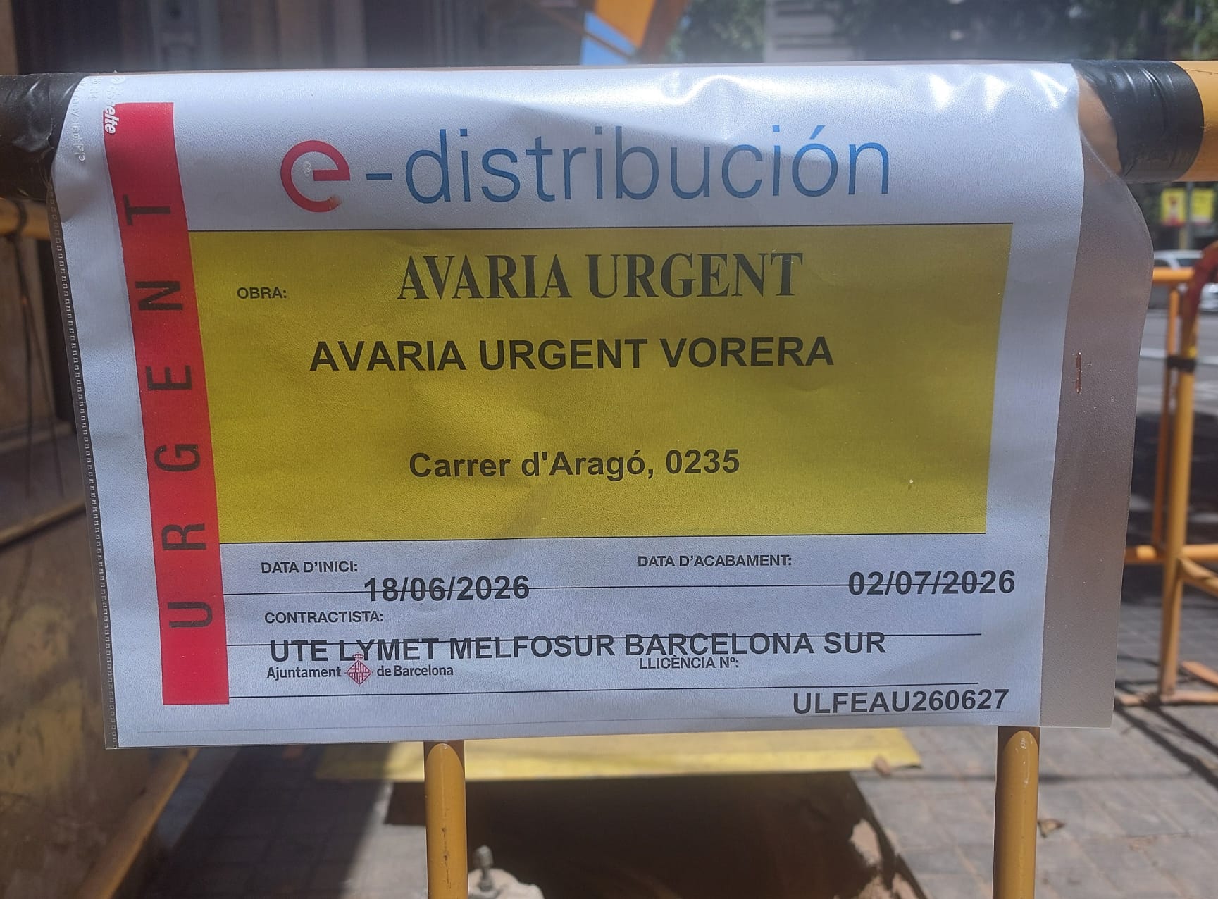 Treballs per reparar l'avaria del carrer Aragó, 235 / Cedida al TOT