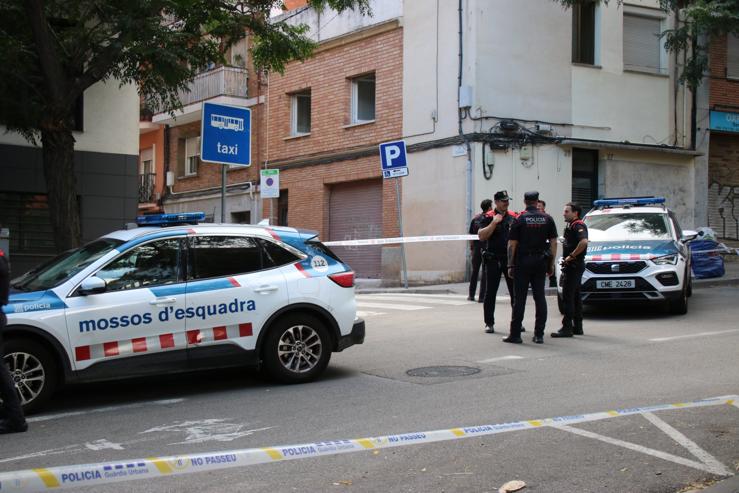 Patrulles dels Mossos a Nou Barris, dijous / ACN-Albert Hernàndez Ventós