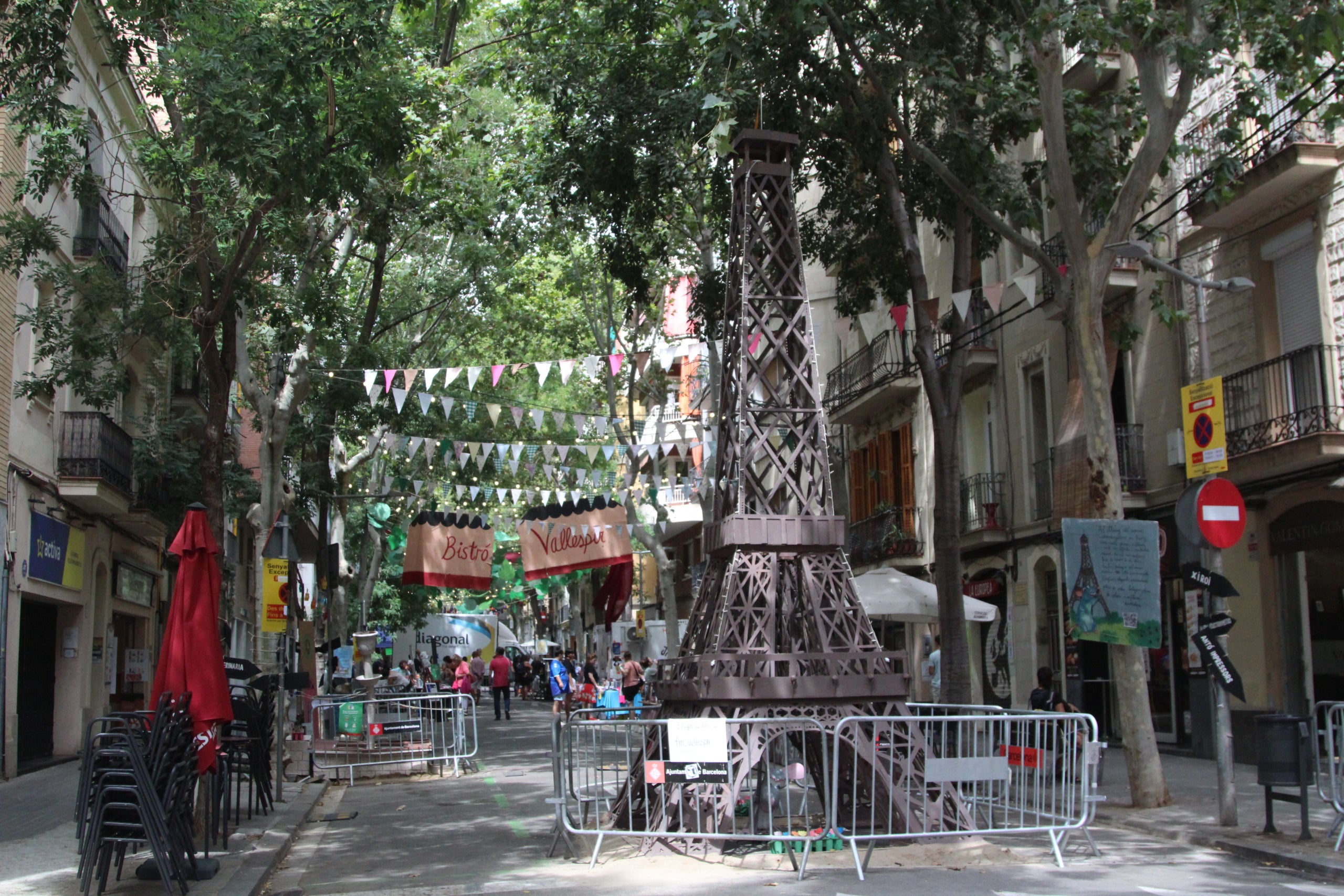 Guarnit del carrer de Vallespir de Dalt per a les festes de Sants d'aquest 2026 / A.R.