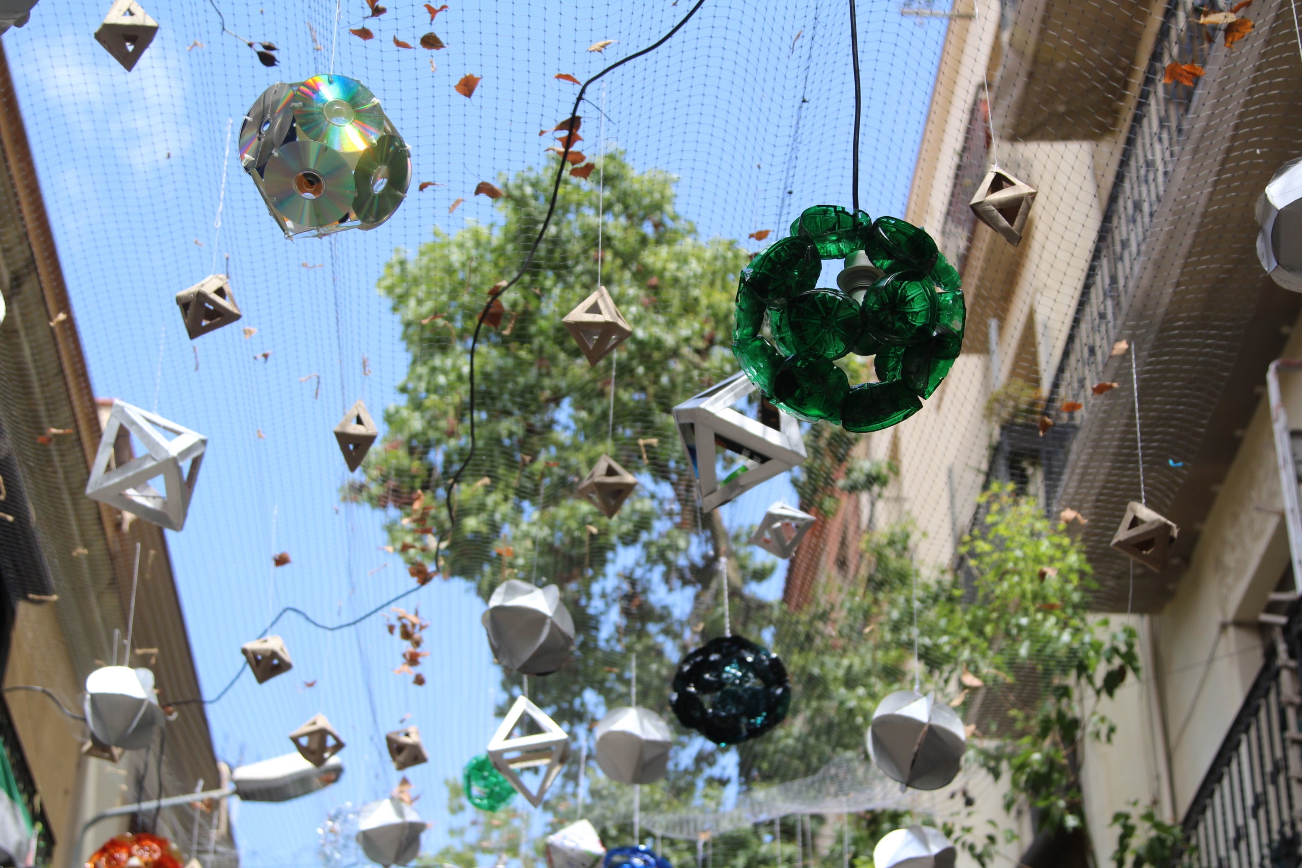Guarnit del carrer de Sagunt per a les festes de Sants d'aquest 2026 / A.R.
