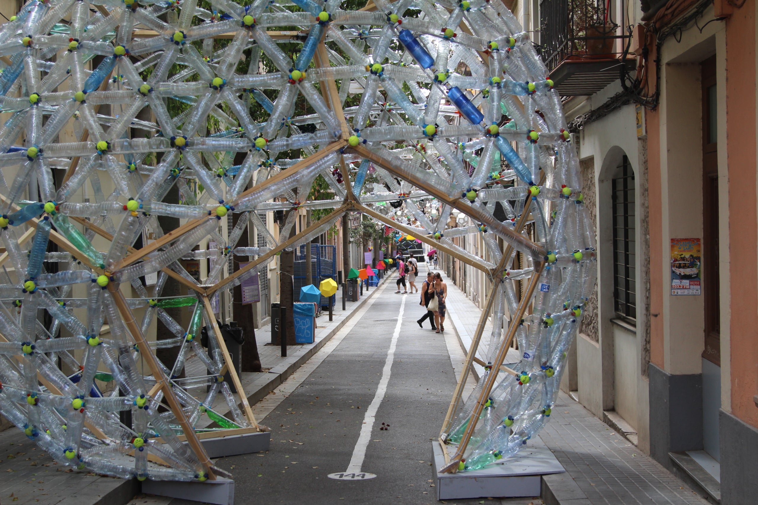 Guarnit del carrer de Sagunt per a les festes de Sants d'aquest 2026 / A.R.