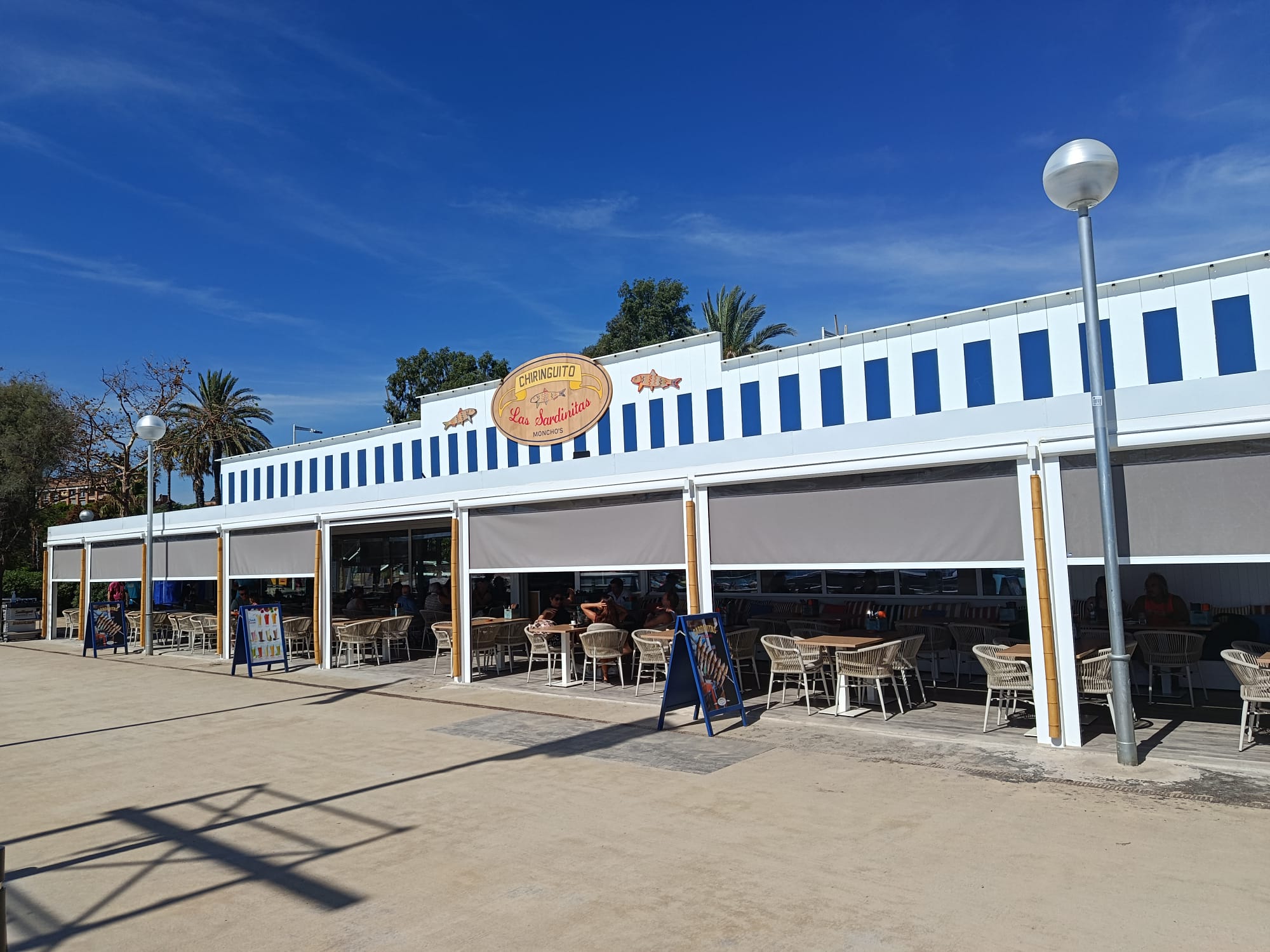 El restaurant Las Sardinitas, que es va cremar fa un any, ja reobert / Jordi Subirana