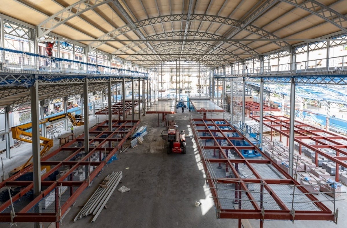 Obres a l'interior del mercat de l'Abaceria, l'any passat / Ajuntament de Barcelona
