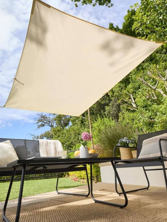 toldo lidl 15 euros