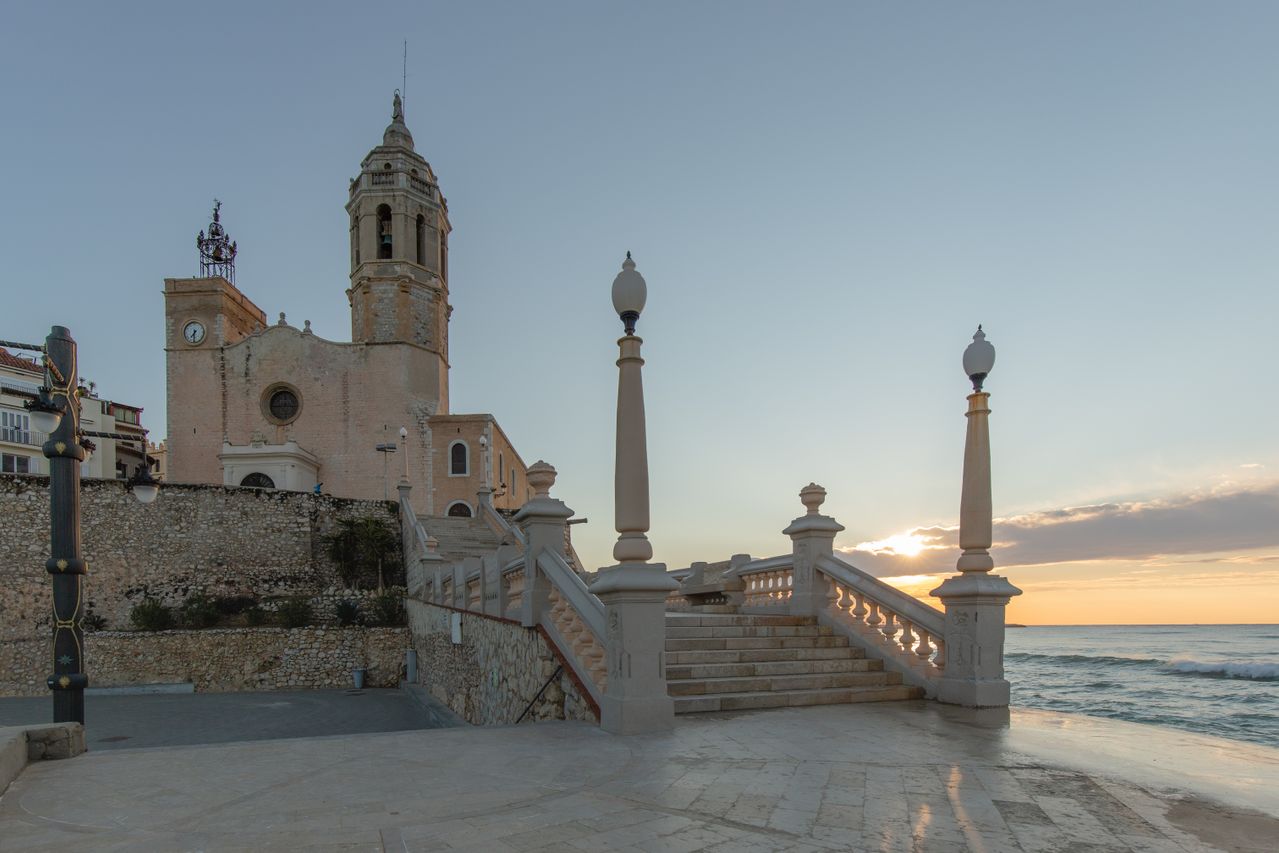 puesta de sol sitges